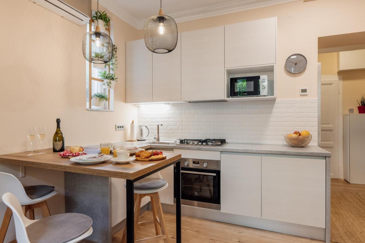 Mm Apartment Zagreb Bagian luar foto