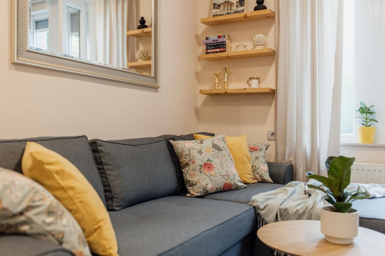 Mm Apartment Zagreb Bagian luar foto